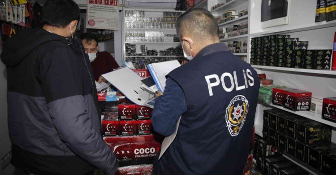 Antalya’da okul çevrelerinde 228 polisle denetim