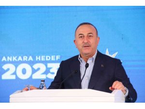 Bakan Çavuşoğlu: “Sahada oldu bittilere izin vermeyecek güce sahibiz”