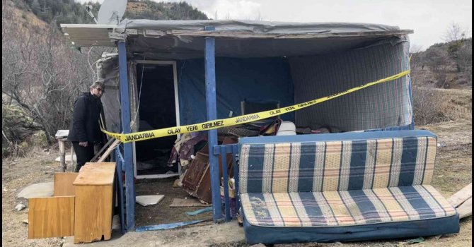 Tartıştığı genci öldüren zanlı saklandığı çatıda kıskıvrak yakalandı