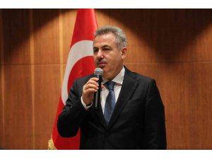 Vali Elban, gazetecilerle buluştu