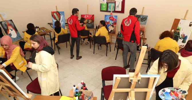 Teröre karşı renklerle birleştiler