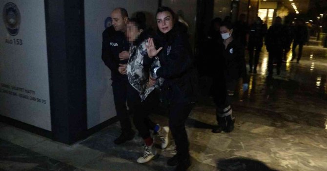 Aracın havalandırma sistemini koli bandıyla kapatıp 6 piknik tüple intihara kalkıştı, polisi alarma geçirdi