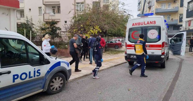 Annenin polisin silahını alarak yakalanmasına izin vermediği oğlu lüks sitede yakalandı