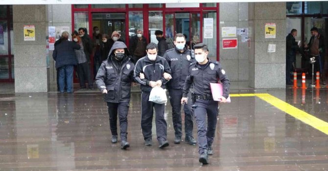 İkametten tüp çalan hırsızlar kısa sürede yakayı ele verdiler