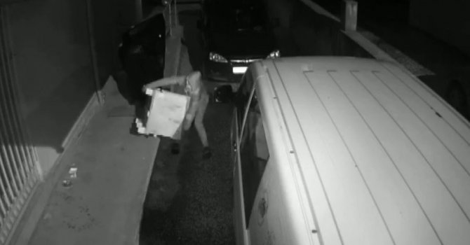 Antalya’da görenlere ‘pes’ dedirten hırsızlık anları