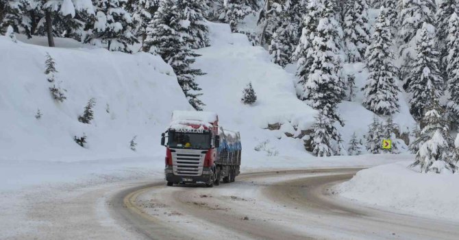 Antalya-Konya karayolunda trafik normale döndü