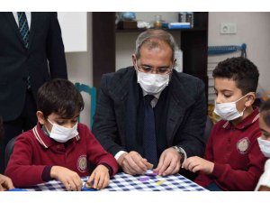 Başkan Bozdoğan, akademide öğrencilerle buluştu, heyecanlarına ortak oldu