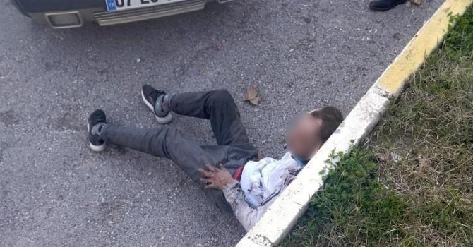 Trafodan kablo çalarken akıma kapılan şüpheliye vatandaşlardan ’toprağa bas’ telkini