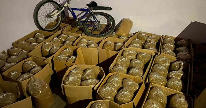 Adana’da 1.5 ton kaçak tütün ele geçirildi
