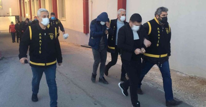 FETÖ tehdidiyle 6 milyon 600 bin lira dolandıran 18 sahte polis tutuklandı