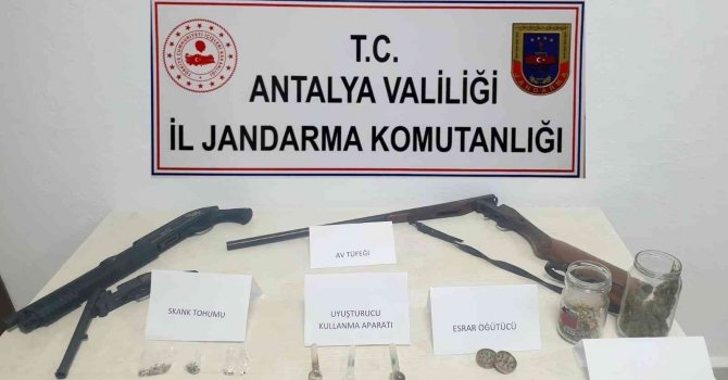 Kumluca’da uyuşturucu operasyonu