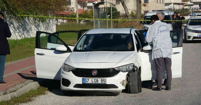 Mobilya ustası park halindeki araçta vurularak ölmüş halde bulundu