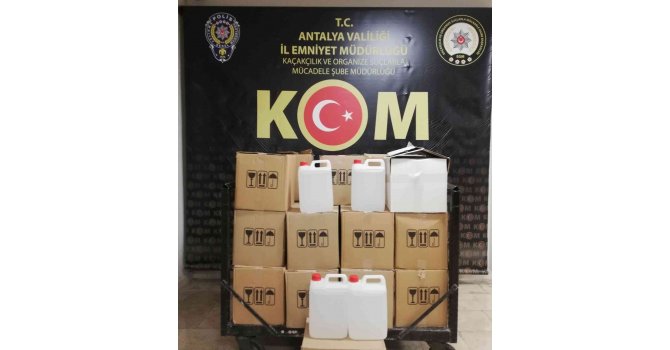 Antalya’da 635 litre sahte alkol ele geçirildi: 8 gözaltı