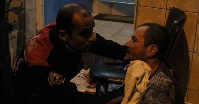 Pansiyonda banyo sırası bekleme kavgası: 1 yaralı