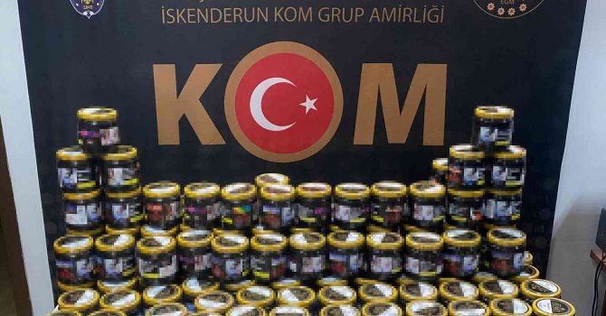 İskenderun’da 150 kilo kaçak nargile tütünü ele geçirildi