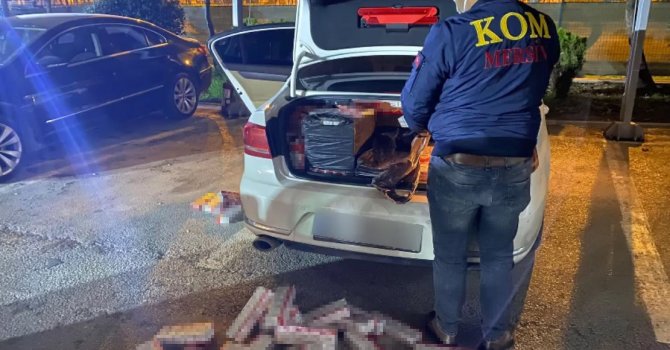 Mersin’de bir otomobilde 4 bin 530 paket kaçak sigara ele geçirildi