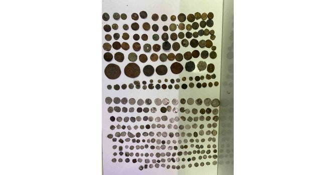 Hatay’da kenevir yetiştirilen evden tarihi eser çıktı