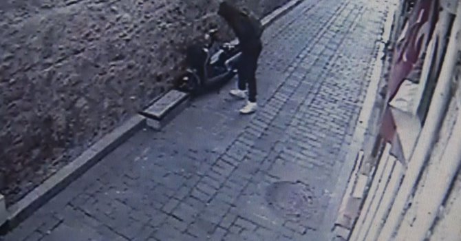 1 ayda iş yerine 4 kez hırsız giren esnaf isyan etti