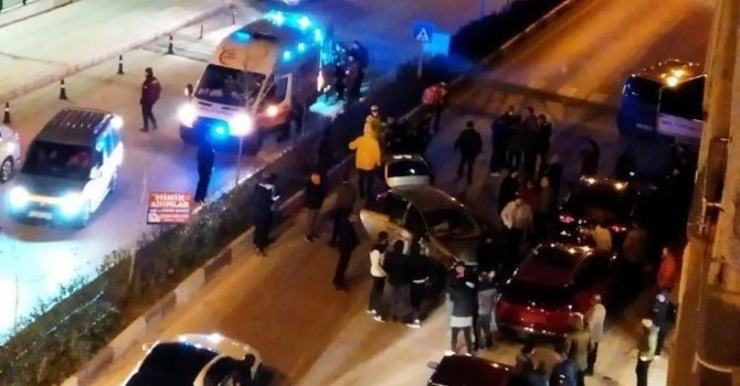 Hatay’da 5 aracın karıştığı zincirleme kaza kamerada