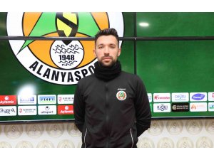 Alanyaspor Teknik Direktörü Farioli: “Pazar günü 2 takım da zorlu bir mücadele verecek”