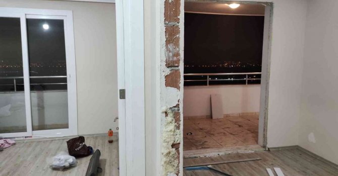Böyle hırsızlık görülmedi: Kiraladığı eşyalı evin kapı ve musluklarına varıncaya kadar çaldı