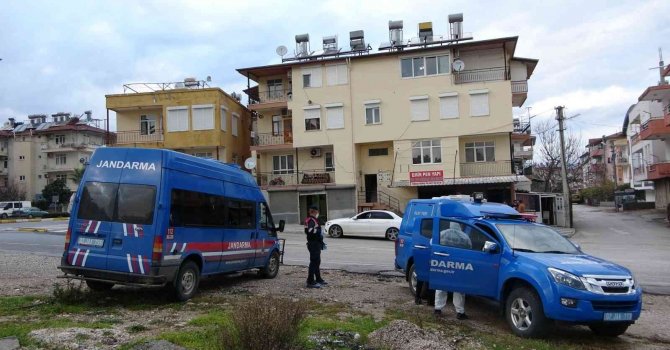 Yalnız yaşadığı evde ölü bulundu