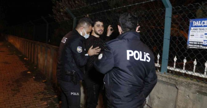 Ehliyetsiz ve alkollü sürücü 15 kilometre kaçarak ortalığı birbirine kattı