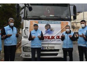 Tarsus’tan Suriye’ye 1 tır insani yardım malzemesi gönderildi