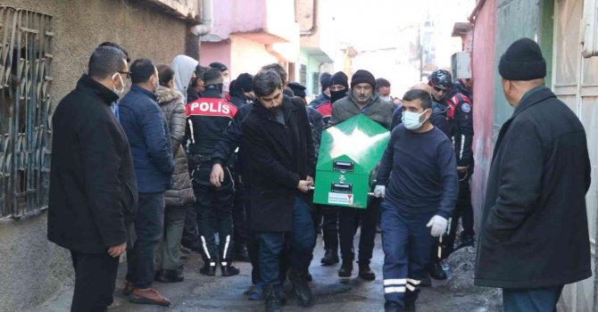 Kahramanmaraş’ta soba zehirlenmesi: Anne ve oğlu hayatını kaybetti