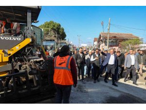 Seçer, Tarsus’taki yol çalışmalarını inceledi
