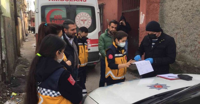 Hastaya giden sağlık çalışanının telefonu çalındı