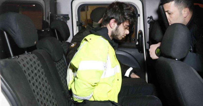 Sokak ortasında tartıştığı şahsı silahla vurdu, kaçmaya çalışırken yakalandı