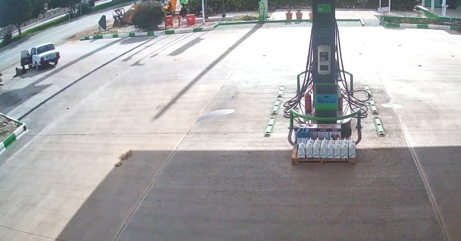 Antalya’da kapı açılınca dışarı uçan acemi driftçiye 11 bin TL ceza