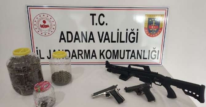 Adana’da uyuşturucu ve silah operasyonu