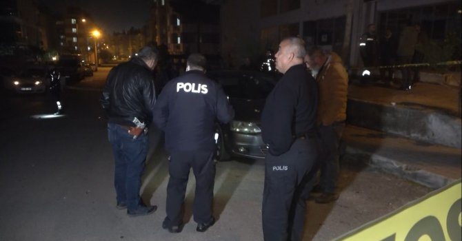 4 bin lira için tartıştıkları kişinin evini pompalı tüfek ve tabancayla kurşun yağmuruna tuttular