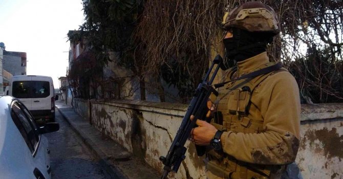 15 Şubat öncesi 52 adrese PKK/KCK operasyonu