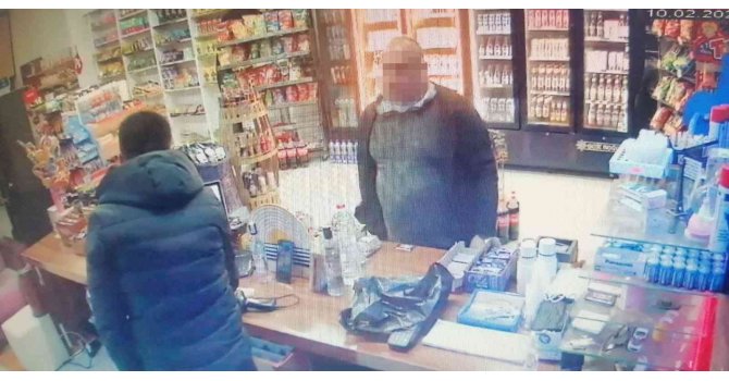 Marketten içki, sigara ve meze alan şahıs ’cüzdanım araçta’ diyerek kayıplara karıştı