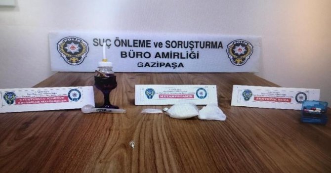 Antalya’da 3 ilçede 9 ayrı adrese eş zamanlı narkotik operasyonu: 10 gözaltı