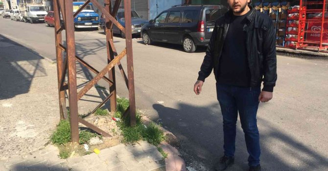 Ekmek teknesini çalanlara seslendi: "Getirin şikayetçi olmayacağım"