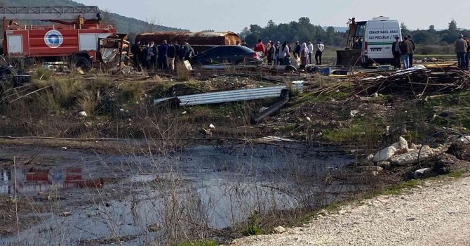 Yangında küle dönen evde, emekli öğretmenin cesedine ulaşıldı
