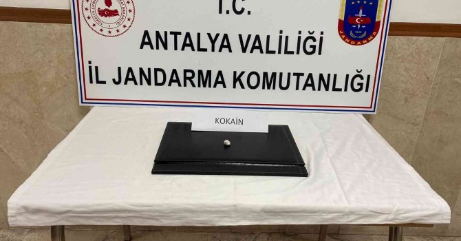 Silahla yağmalama şüphelisinin üzerinde 5 gram kokain bulundu