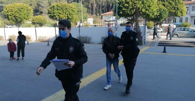 Lokum ve keçiboynuzu hırsızının ’pes’ dedirten rahatlığı