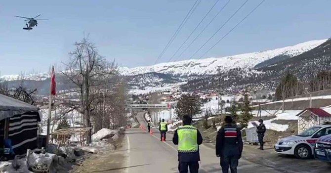 Jandarmadan helikopter destekli trafik denetimi