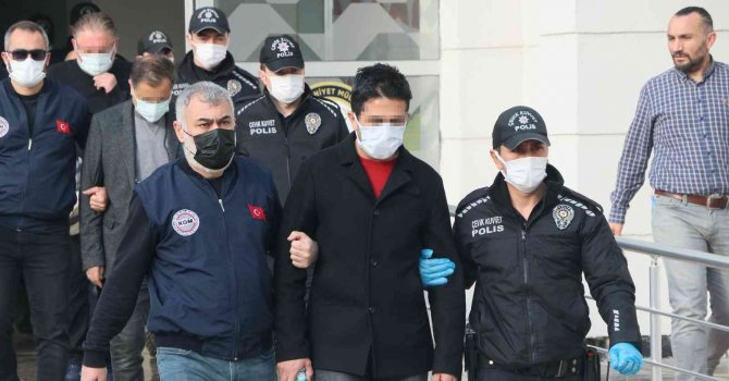 Mersin’de FETÖ şüphelisi 12 kişi adliyeye sevk edildi