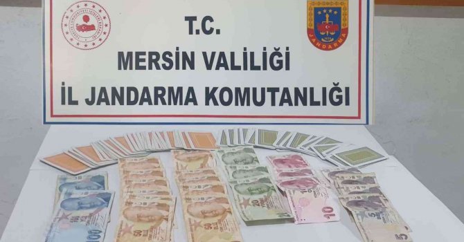 Mersin’de kahvehaneye kumar operasyonu: 9 gözaltı