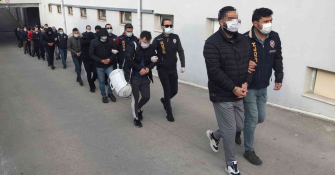 Yasa dışı bahis oynattığı öne sürülen 29 şüpheli adliyeye sevk edildi