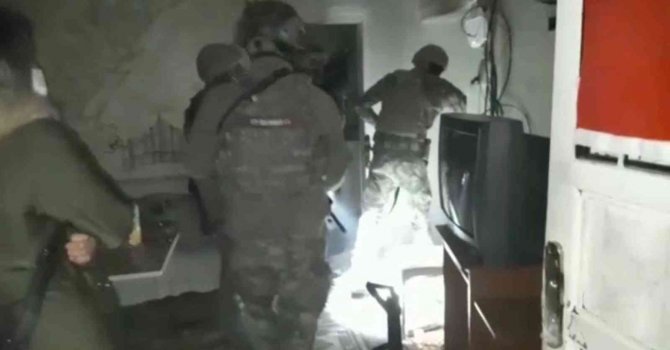 Hatay’da uyuşturucu tacirlerine operasyon: 15 gözaltı