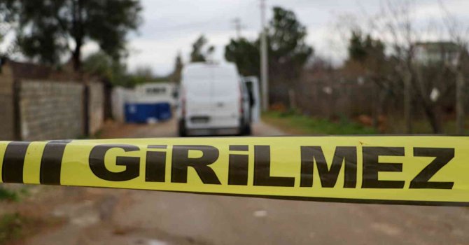 Antalya’da husumet kanlı bitti: Baba öldürüldü, oğlu yaralandı