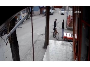 İçecek dolabı fırtınada kağıt gibi uçtu