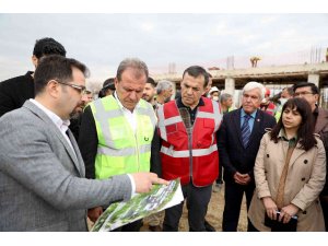 Seçer, toplu taşıma yerleşkesinde incelemelerde bulundu